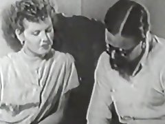 Uning yangi do'sti o'tkir qilli bola (1950 amp)